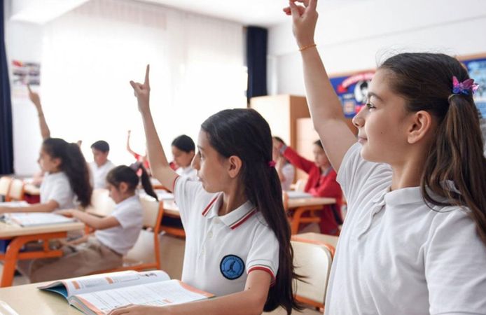 Öğrenciler ve veliler dikkat! Okul yönetmeliği sil baştan değişti