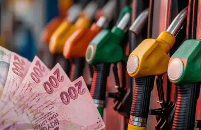 Akaryakıta yeni zam! Bir psikolojik eşik daha aşılıyor