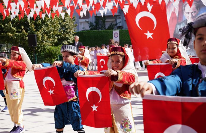 Tire’de İlköğretim Haftası renkli görüntülerle kutlandı
