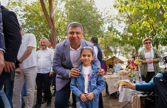 Tire İncir ve Ceviz Festivali coşkuyla başladı