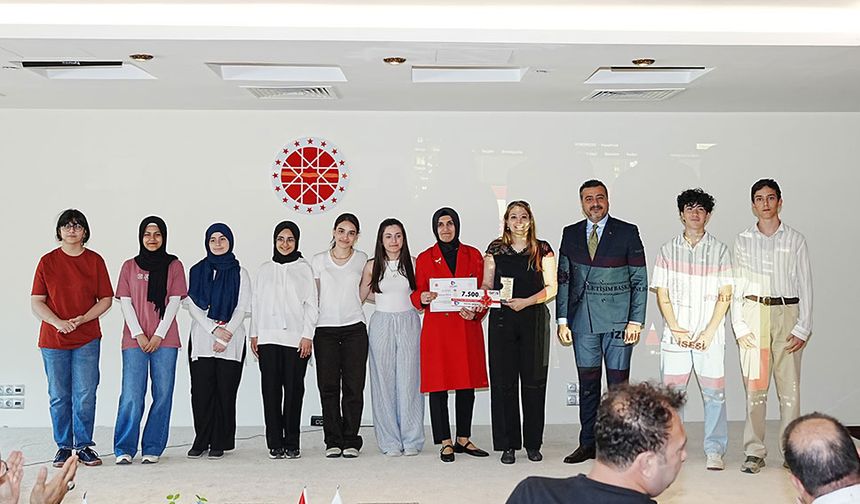 Sosyal Bilimler Lisesi, il ikincisi oldu