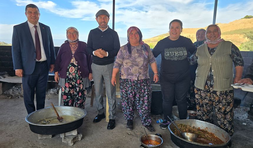 Serhan Asker, Peşrefli’de yemeğe katıldı