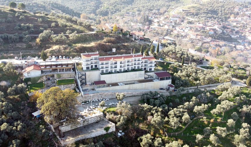 Tire Turizmine Yeni Soluk: Toptepe Home Hotel Görkemli Bir Törenle Kapılarını Açtı