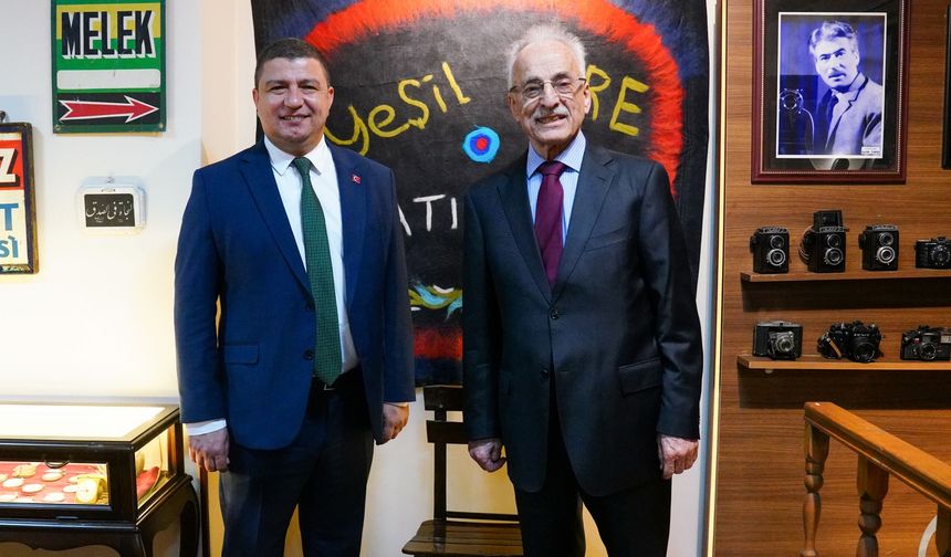 Murat Karayalçın, Tire’de konferans verdi