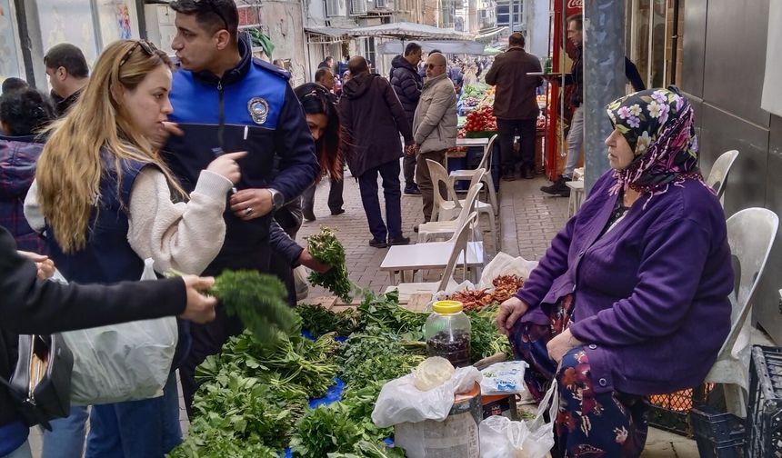 Cuma pazarında sıkı denetim: Şüpheli Gıda Ürünlerine El Konuldu