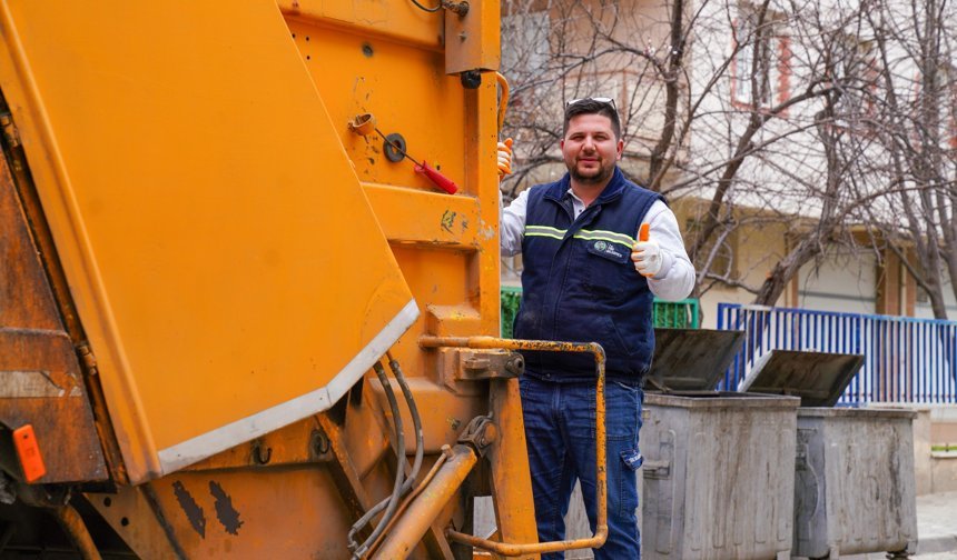 Tire’de bayram öncesi temizlik ve bakım seferberliği