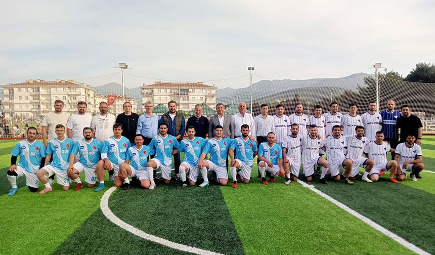 TOSBİ Şirketler Futbol Turnuvası görkemli bir törenle başladı