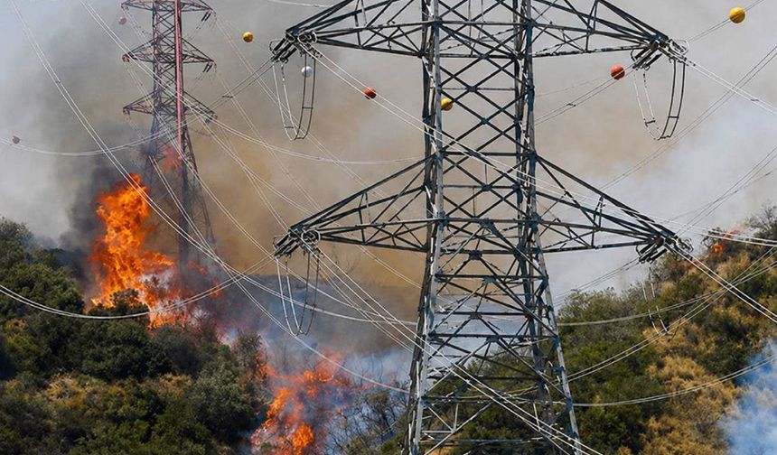 Yangın riskine karşı 26 köyün enerjisi kesildi