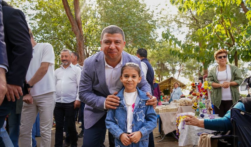 Tire İncir ve Ceviz Festivali coşkuyla başladı
