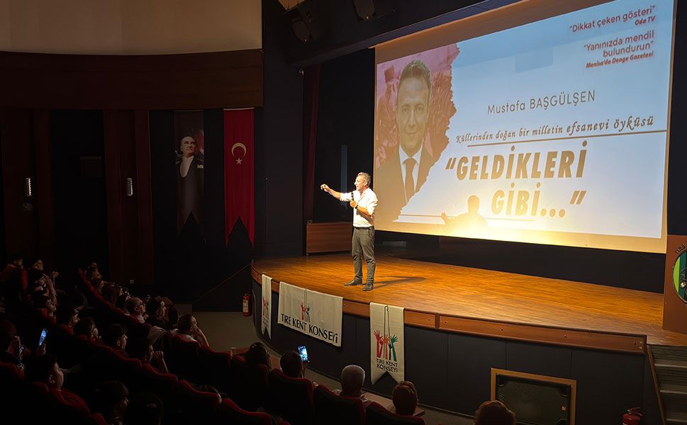 Geldikleri Gibi” gösterisi Tire’de sahnelendi
