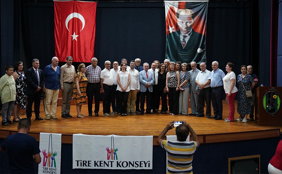 Tire’de “Atatürk’ü Doğru Anlamak” konferansı düzenlendi