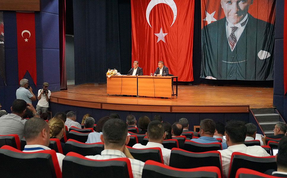 Tire'de muhtarlar toplantısı
