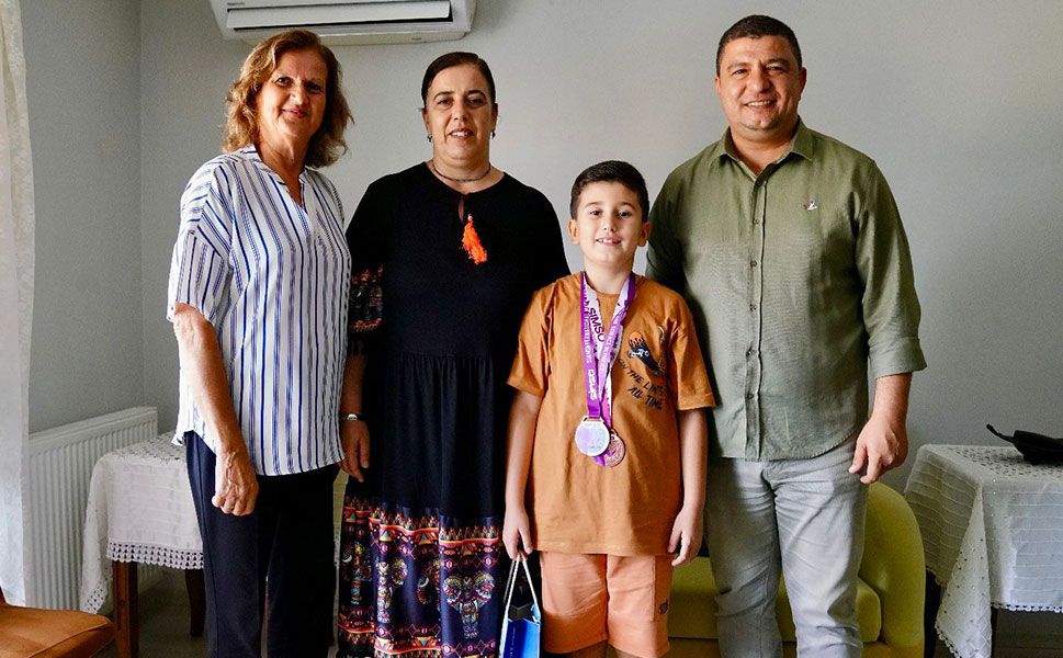 Başkan Okuroğlu, Emir Kurtuluş’u ziyaret etti