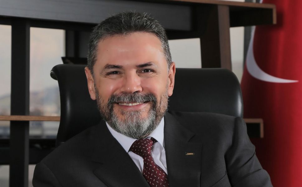 Tireli İş İnsanı Karabağlı, 30’dan fazla şirketini holding çatısında birleştirdi