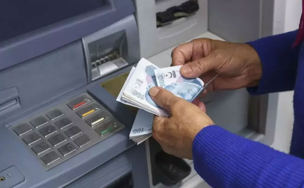 Dolandırıcıların yeni tuzağı: ATM'lerde sakın bu hatayı yapmayın