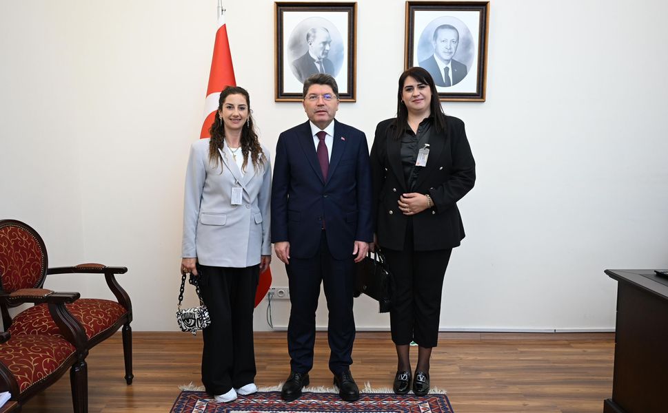 Tire’nin “Üreten Anneler”i, Bakan Tunç’u ziyaret etti