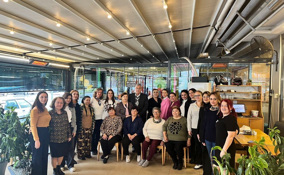 CHP Tire Kadın Kolları’ndan 5 Aralık Dünya Kadın Hakları Günü’nde Anlamlı Etkinlik