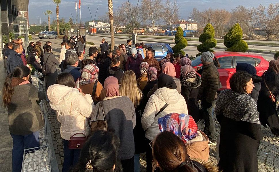 Tekstil firmasından açıklama geldi: 'Mevcut koşullar sebebiyle maalesef üretimi durdurduk"