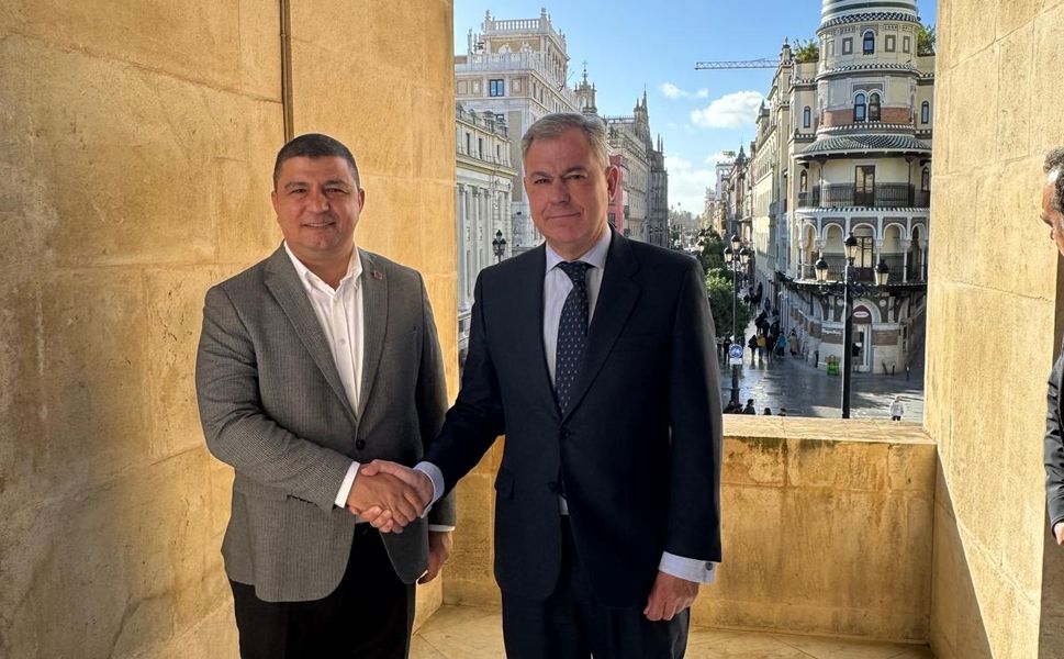 Başkan Okuroğlu, Mansur Yavaş ile Endülüs bölgesini ziyaret etti