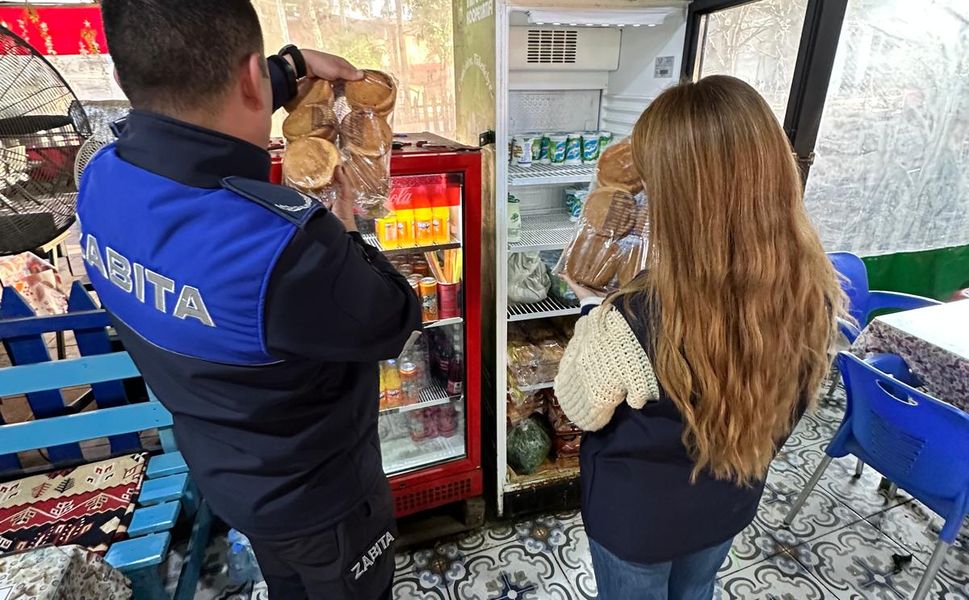 Zabıta’dan tost büfelerine denetim
