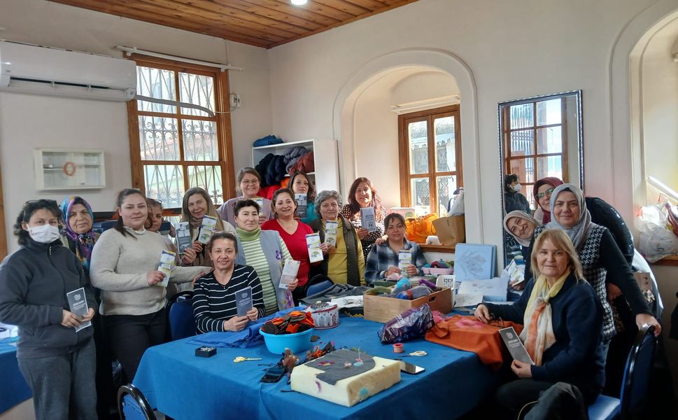 Tire’de kadınlar hem üretiyor hem bilinçleniyor