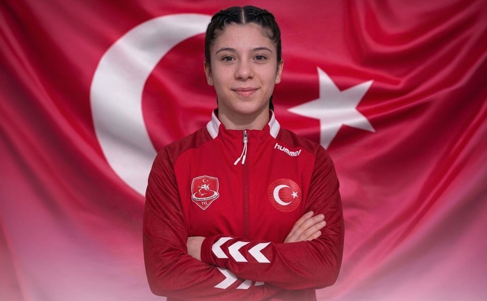 Tire'nin Gururu Ceylin Yıldırım, dünya sahnesine çıkıyor