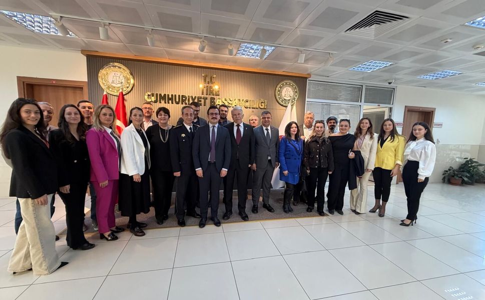 Başkan Okuroğlu, avukatlarla buluştu