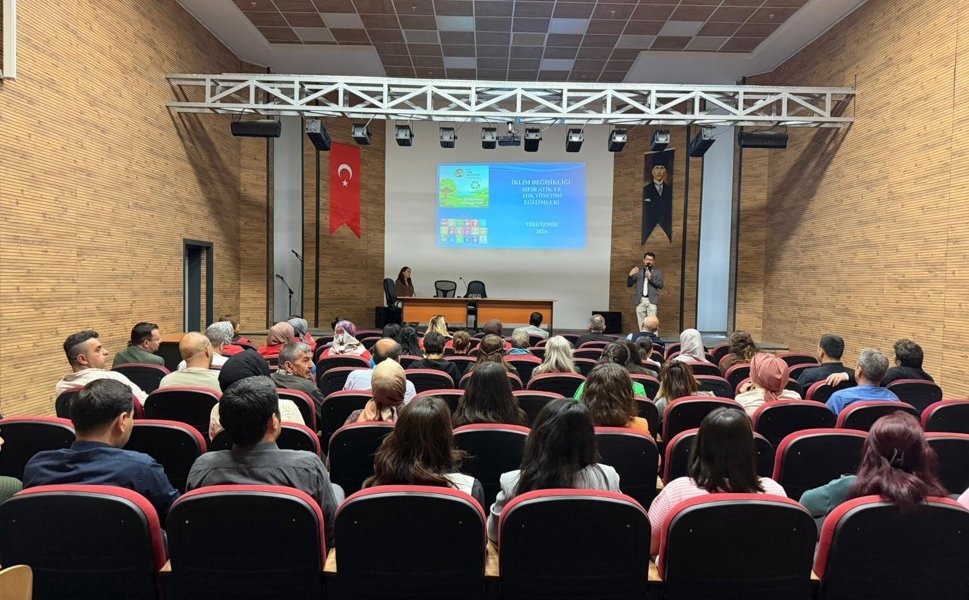 Tire Belediyesi’nden kamu personeline sıfır atık ve iklim değişikliği eğitimi