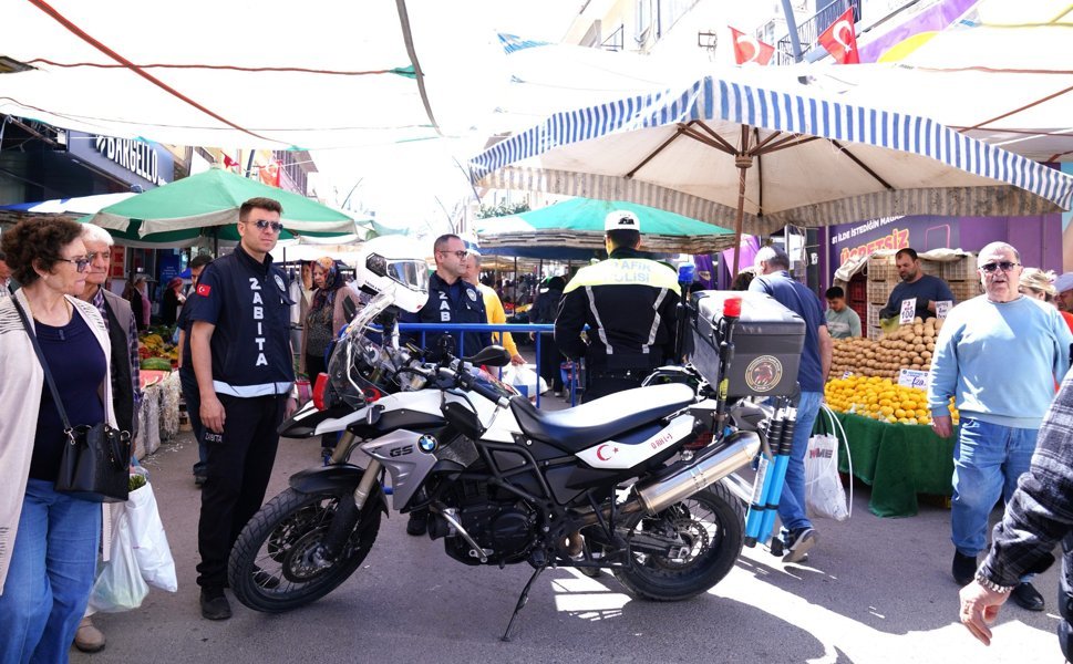 Tire Salı Pazarı’nda, motosiklet uygulaması