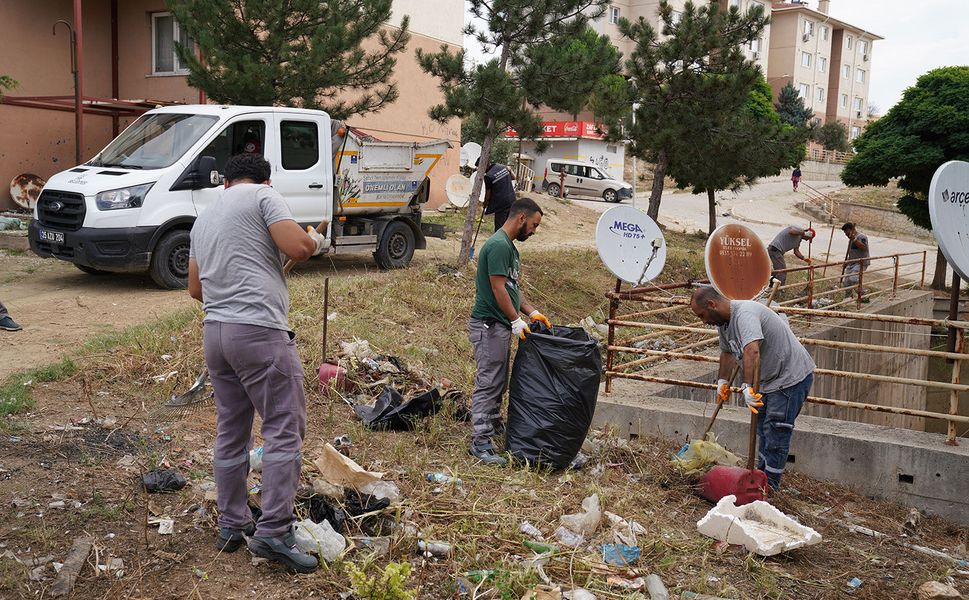 TOKİ Mahallesi’nde kapsamlı temizlik ve çevre düzenlemesi