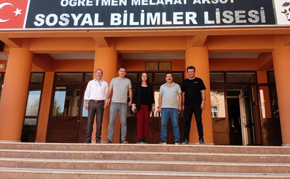 Ona tatil yok!