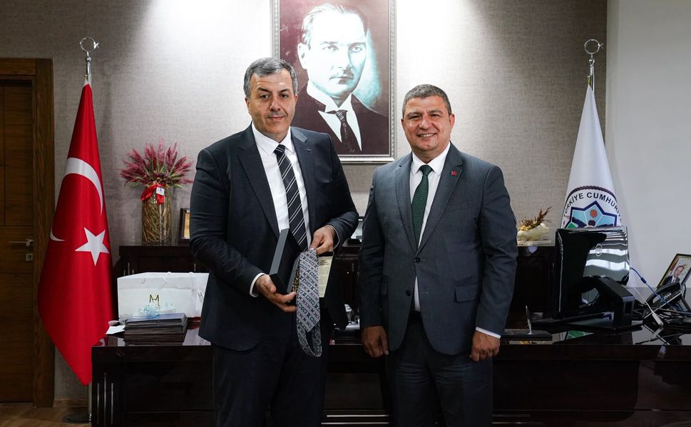 Başkan Okuroğlu, Kaymakam Yakuta’yı ziyaret etti