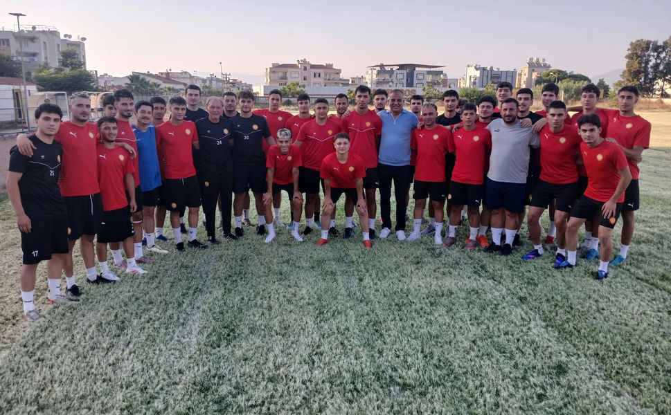 Tahir Karapınar’dan Tire Belediye Spor’a moral ziyareti