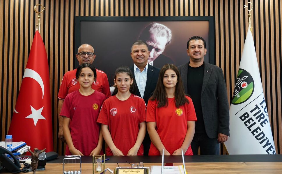 Milli sporculardan Başkan Okuroğlu’na ziyaret