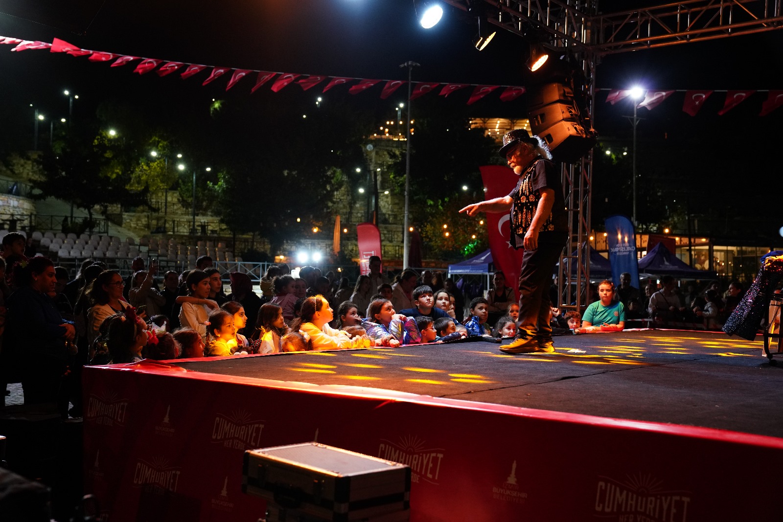 Whatsapp Image 2025 10 27 At 22.16.41 (1)