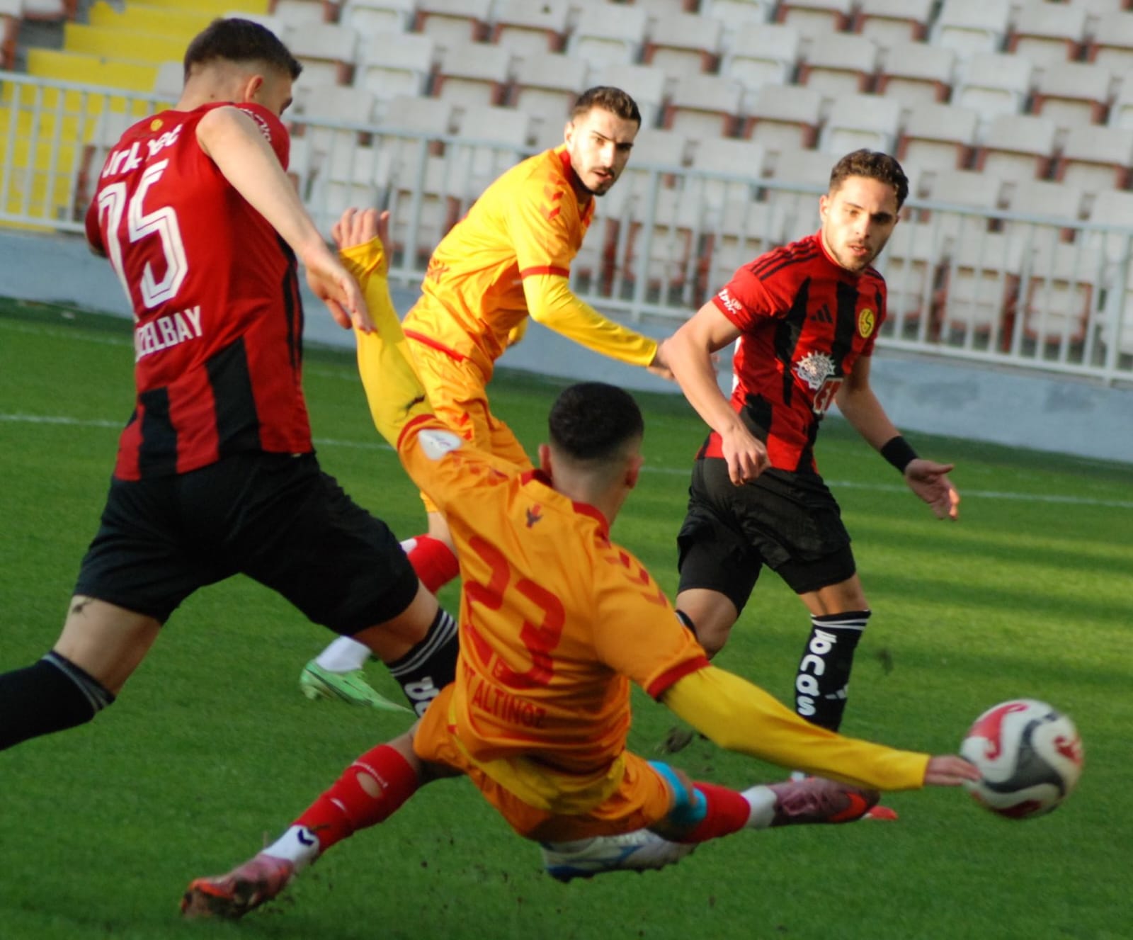 Whatsapp Image 2025 12 01 At 13.27.04