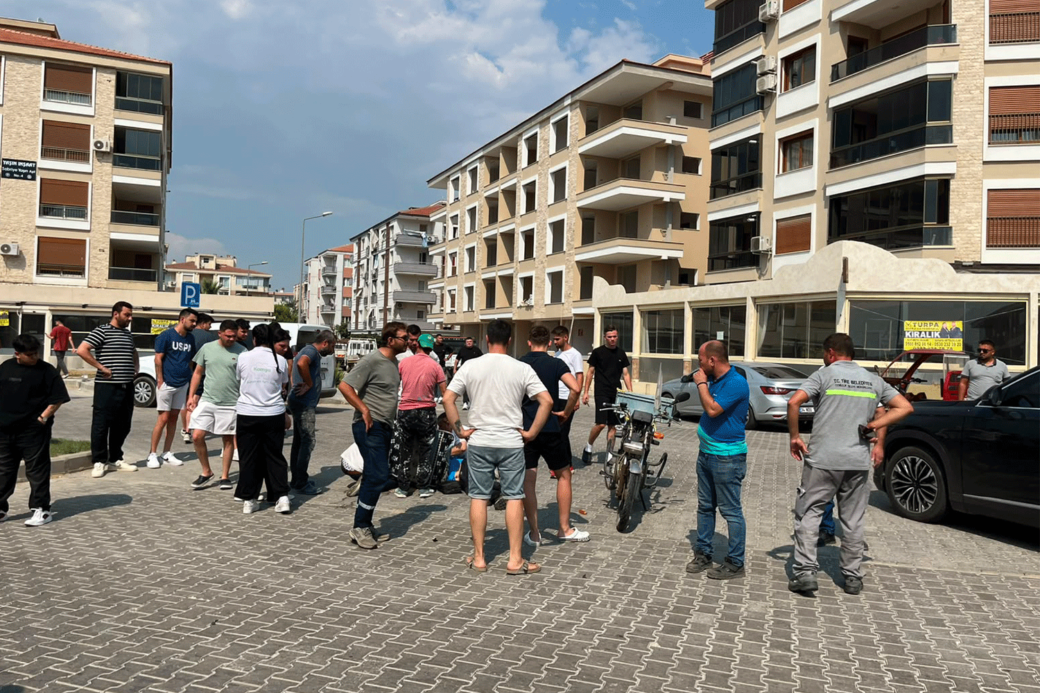 Tire'de motosiklet kazası: 2 yaralı