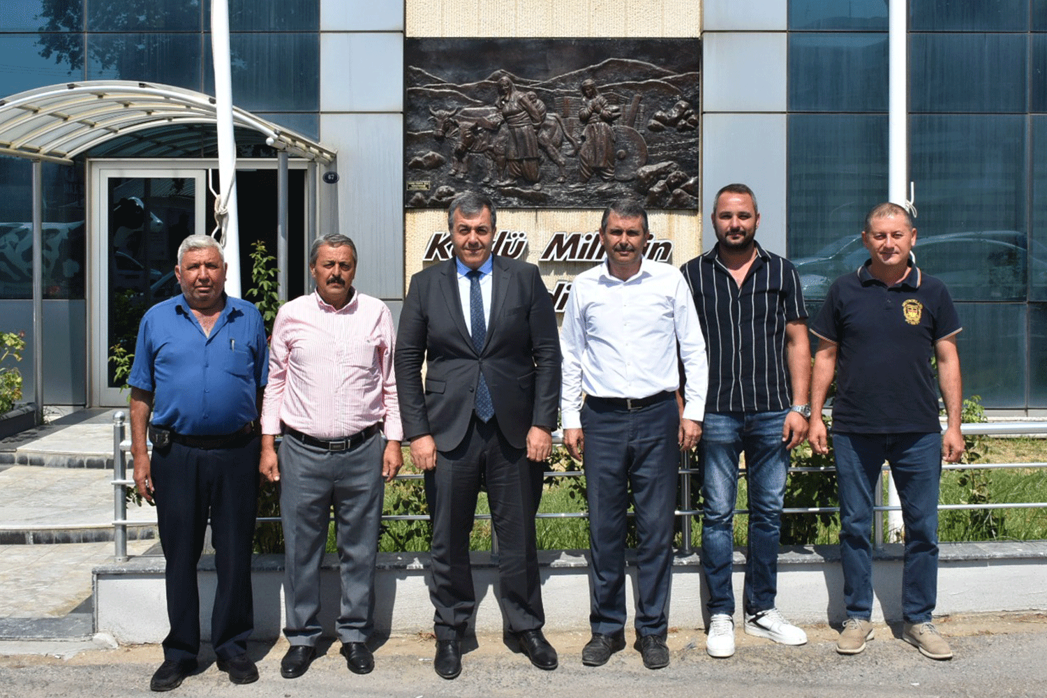 Kaymakam Yakuta Tire Süt Kooperatifi’ni ziyaret etti