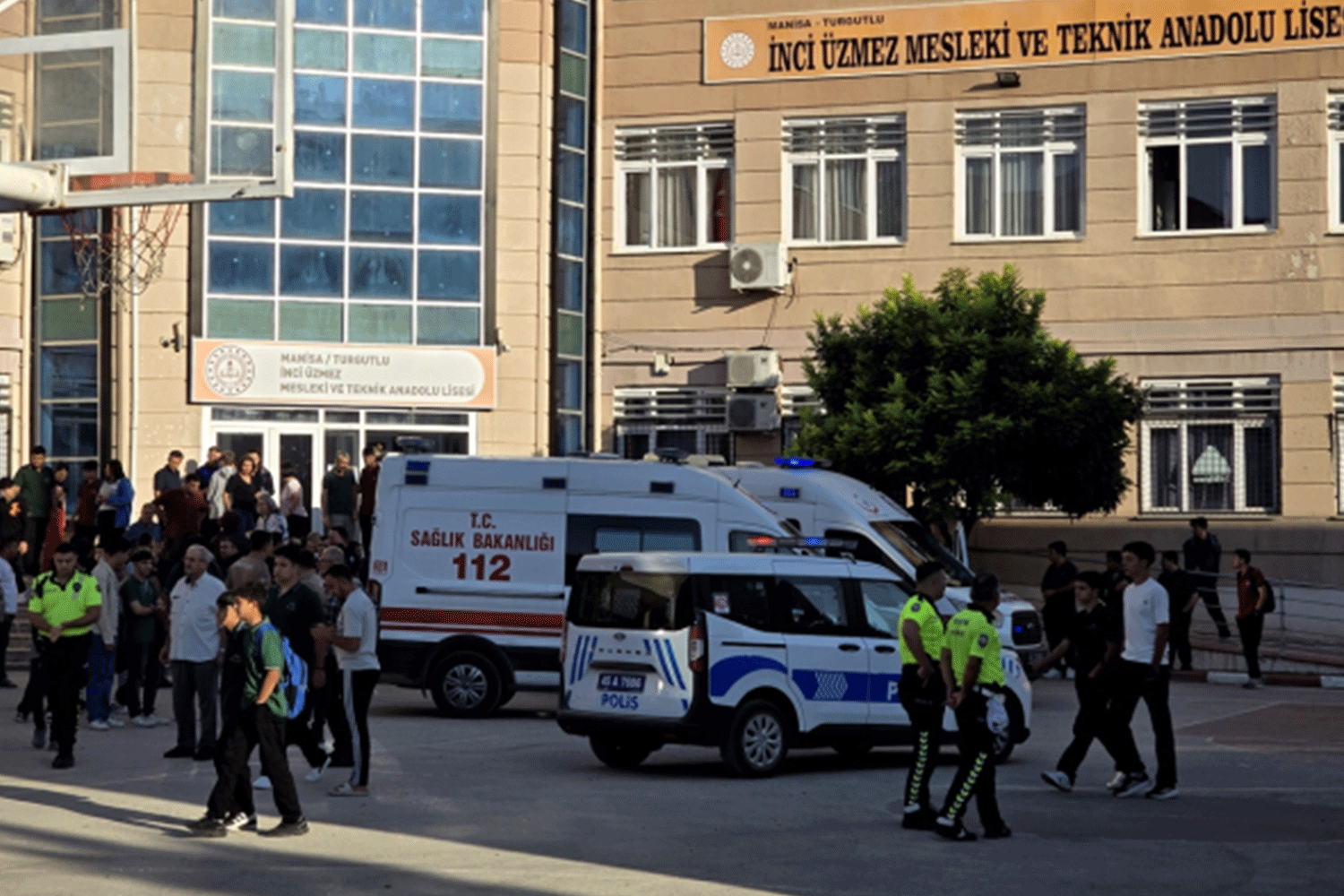 Eğitim İş'ten istifa çağrısı