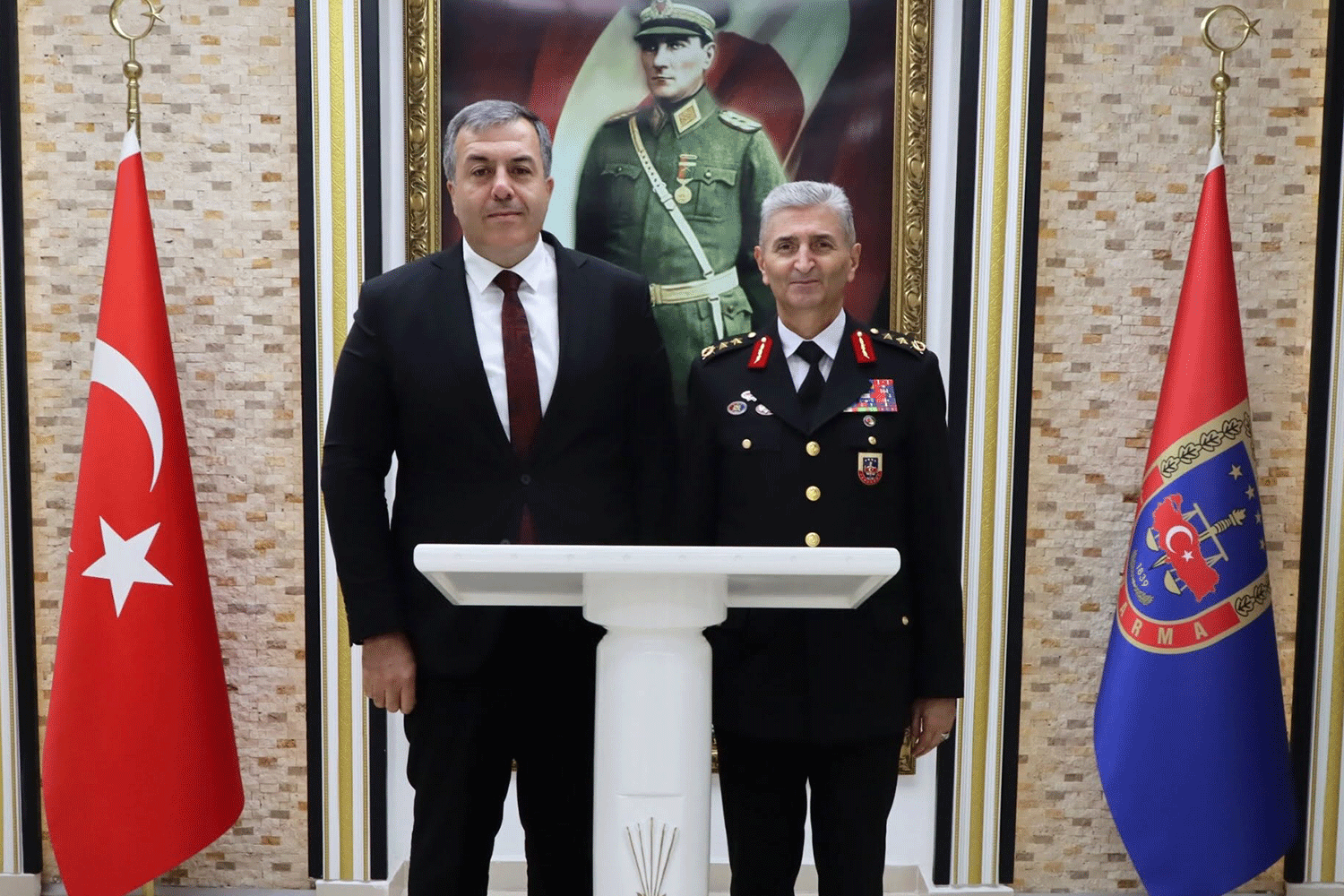 Kaymakam’dan İl Jandarma Komutanı’na ziyaret